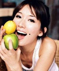 娱乐吃瓜酱外国女孩,揭秘欧美娱乐圈的幕后故事